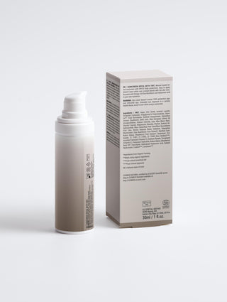 Sunscreen SPF30, with tint